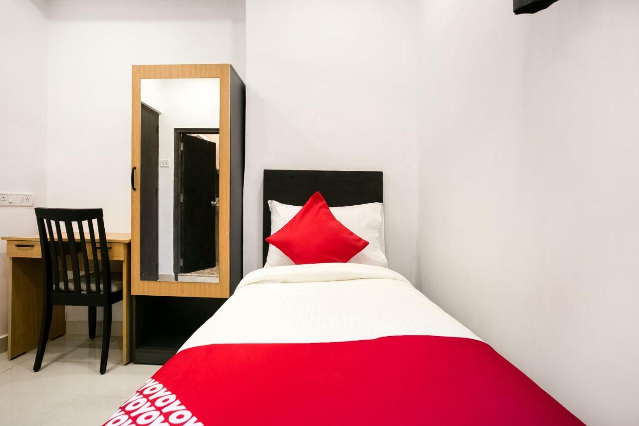 Oyo Flagship 38540 Hotel Shangrila Flagship Saver Mumbai Exterior photo